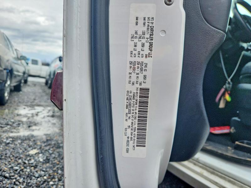 45831486 :رقم المزاد ، 2C4RC1HG8ER132636 vin ، 2014 Chrysler Town & Country مزاد بيع