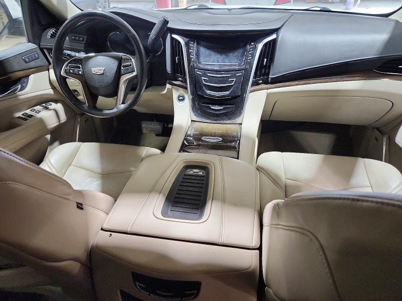 46091206 :رقم المزاد ، 1GYS4CKJ1LR208760 vin ، 2020 Cadillac Escalade مزاد بيع