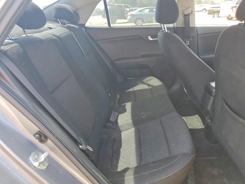2022 Kia Rio მანქანა იყიდება აუქციონზე, vin: 3KPA24AD6NE495942, აუქციონის ნომერი: 47128786