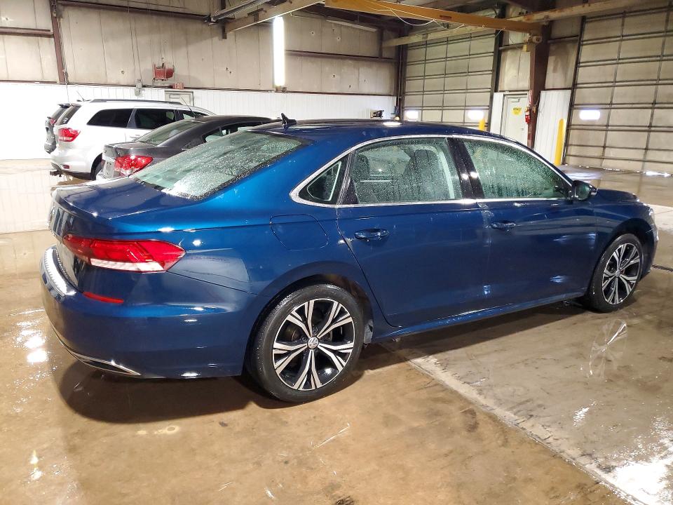 79390215 :رقم المزاد ، 1VWSA7A32NC001645 vin ، 2022 Volkswagen Passat مزاد بيع