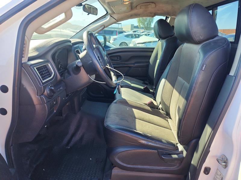45545356 :رقم المزاد ، 1N6AA1R96HN568533 vin ، 2017 Nissan Titan Xd مزاد بيع