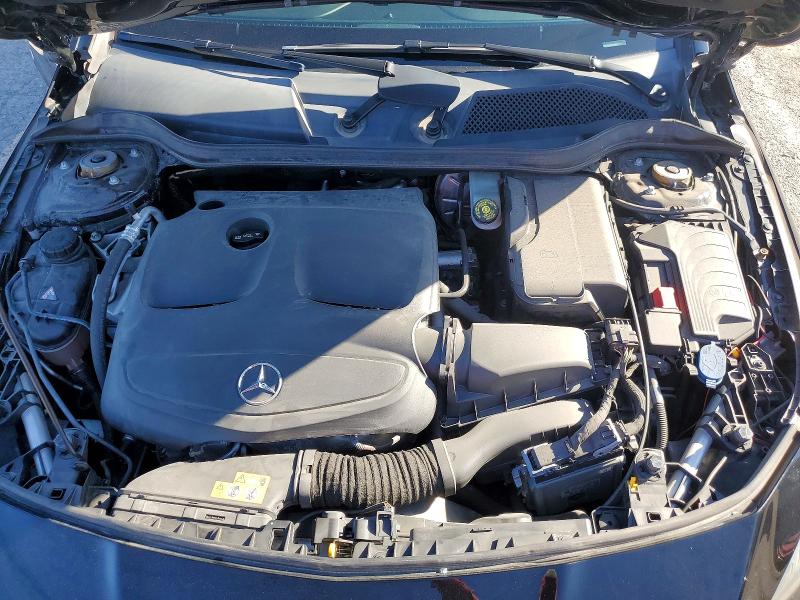 47134156 :رقم المزاد ، WDDSJ4EB2JN511131 vin ، 2018 Mercedes-benz Cla مزاد بيع