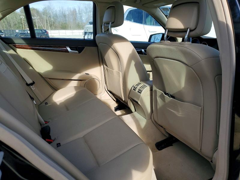 Продажа на аукционе авто 2012 Mercedes-benz C, vin: WDDGF8BB4CR228860, номер лота: 46562036