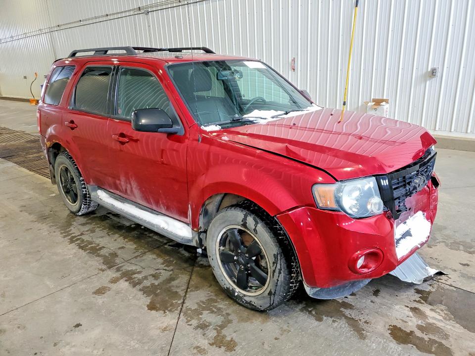 47008426 :رقم المزاد ، 1FMCU9DG9AKB73322 vin ، 2010 Ford Escape مزاد بيع