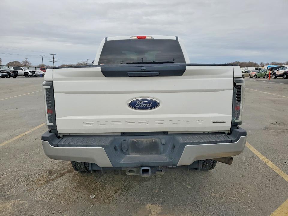 2018 Ford F250 მანქანა იყიდება აუქციონზე, vin: 1FT7W2B67JEB72718, აუქციონის ნომერი: 45777806