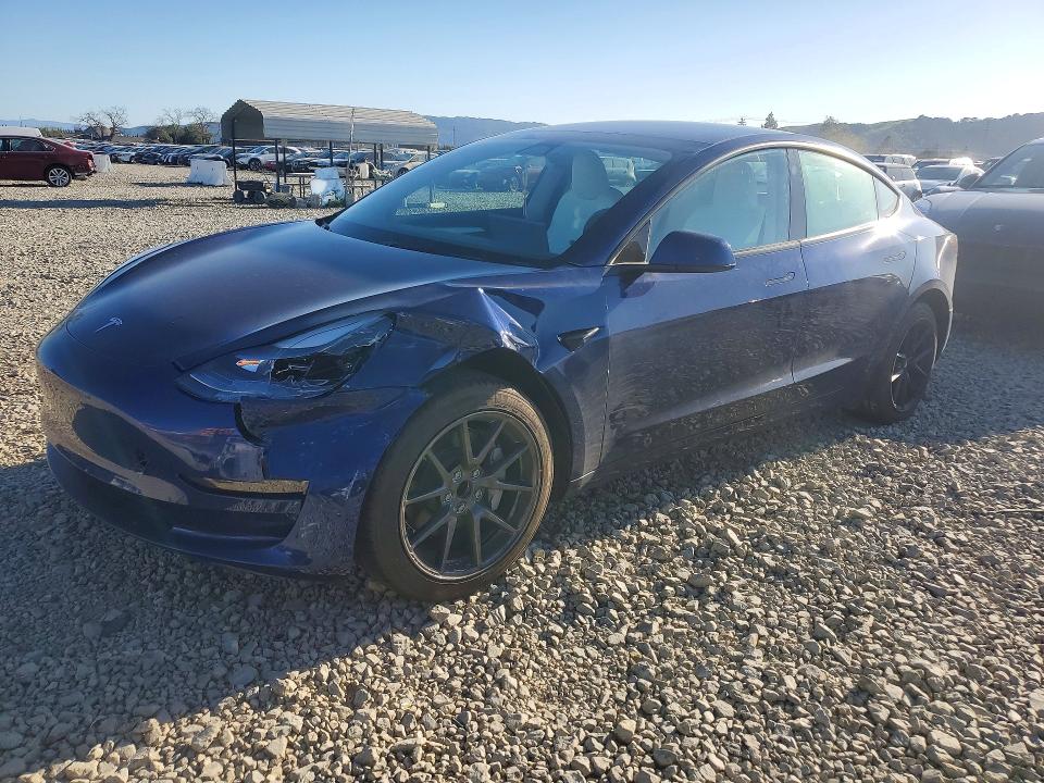 2023 Tesla Model 3 მანქანა იყიდება აუქციონზე, vin: 5YJ3E1EAXPF551845, აუქციონის ნომერი: 41835536