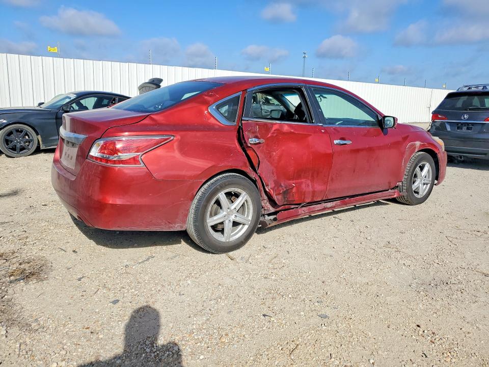 2014 Nissan Altima მანქანა იყიდება აუქციონზე, vin: 1N4AL3AP9EC152279, აუქციონის ნომერი: 46903446