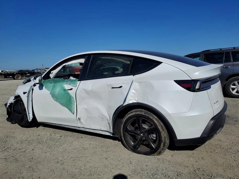 2026 Tesla Model Y მანქანა იყიდება აუქციონზე, vin: 7SAYGDEE0TF327663, აუქციონის ნომერი: 46769346