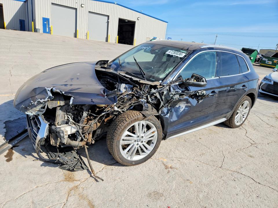 47280036 :رقم المزاد ، WA1CNBFY6J2127083 vin ، 2018 Audi Q5 مزاد بيع