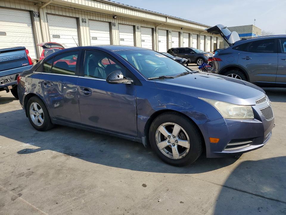 47689346 :رقم المزاد ، 1G1PC5SB6D7208827 vin ، 2013 Chevrolet Cruze مزاد بيع