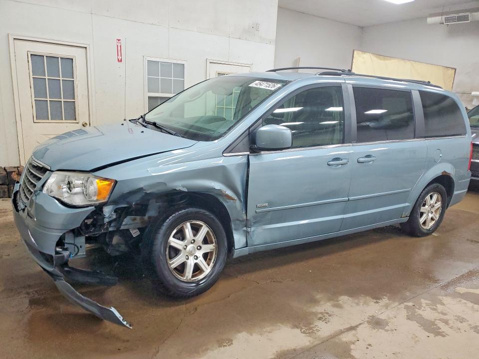 45471526 :رقم المزاد ، 2A8HR54P58R773408 vin ، 2008 Chrysler Town & Country مزاد بيع