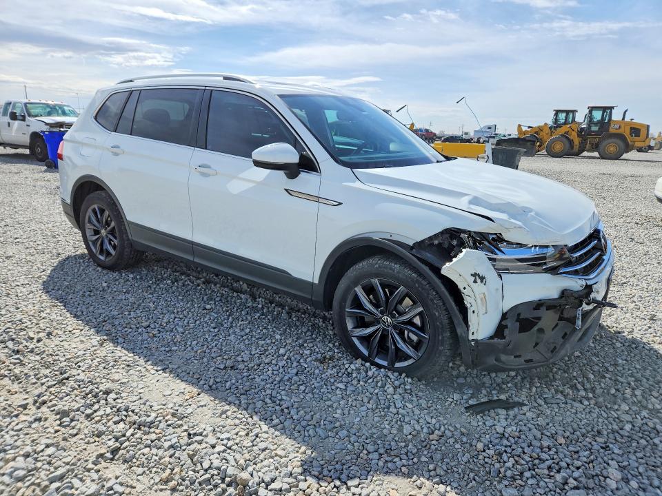 47195276 :رقم المزاد ، 3VV2B7AX4NM127606 vin ، 2022 Volkswagen Tiguan مزاد بيع