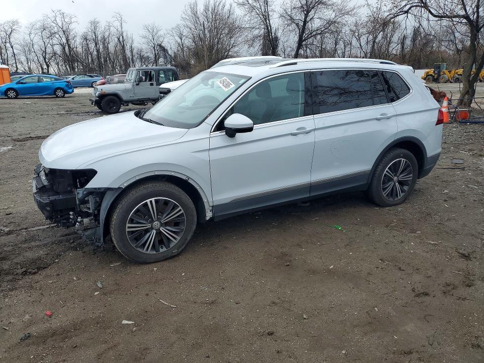 45943906 :رقم المزاد ، 3VV3B7AX9JM068714 vin ، 2018 Volkswagen Tiguan مزاد بيع