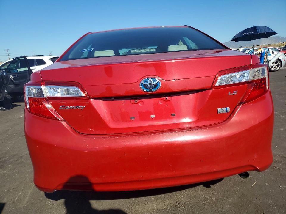 46867586 :رقم المزاد ، 4T1BD1FK8EU136934 vin ، 2014 Toyota Camry Hybrid مزاد بيع