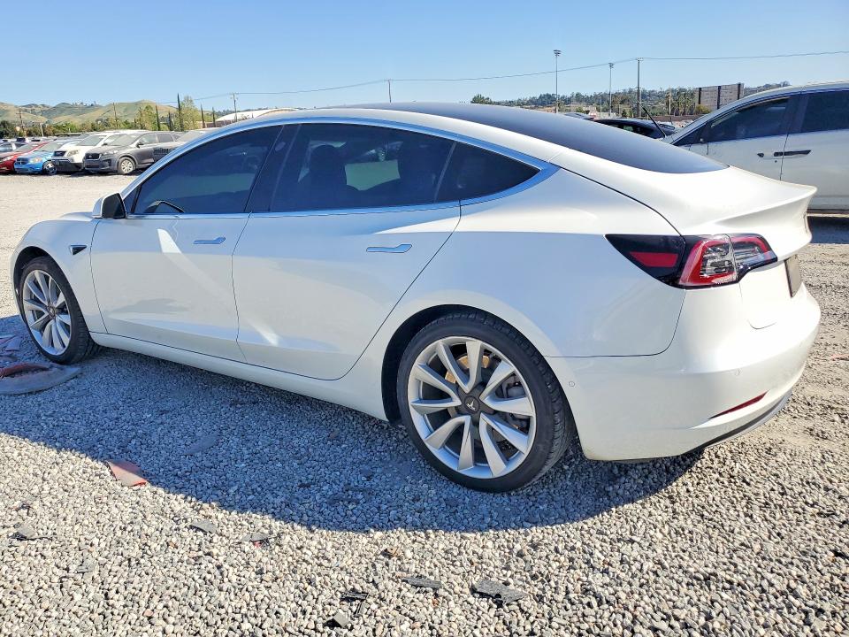 Продажа на аукционе авто 2020 Tesla Model 3, vin: 5YJ3E1EA0LF806593, номер лота: 45829316