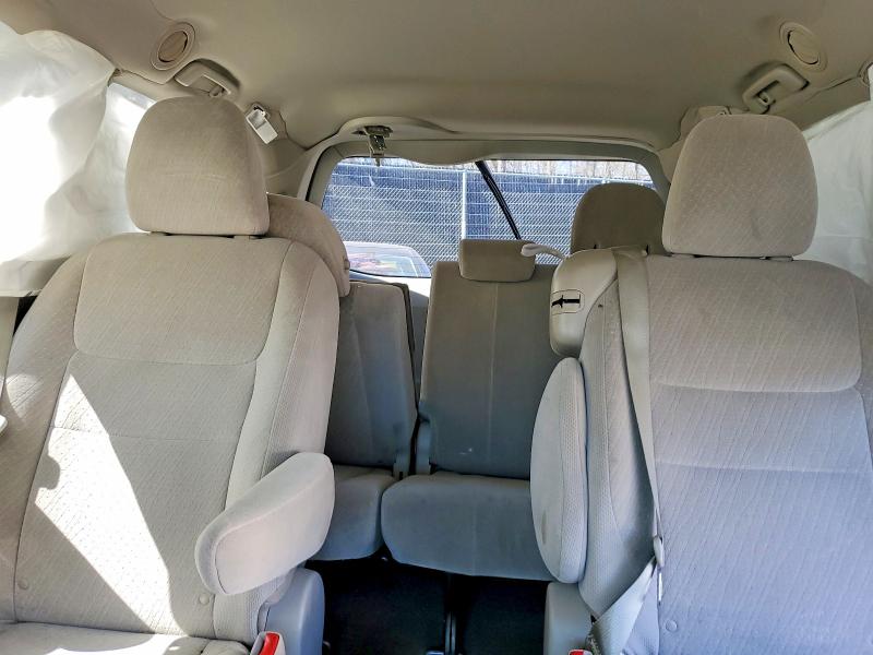 Aukcja sprzedaży 2015 Toyota Sienna, vin: 5TDKK3DC8FS677490, numer aukcji: 79917935