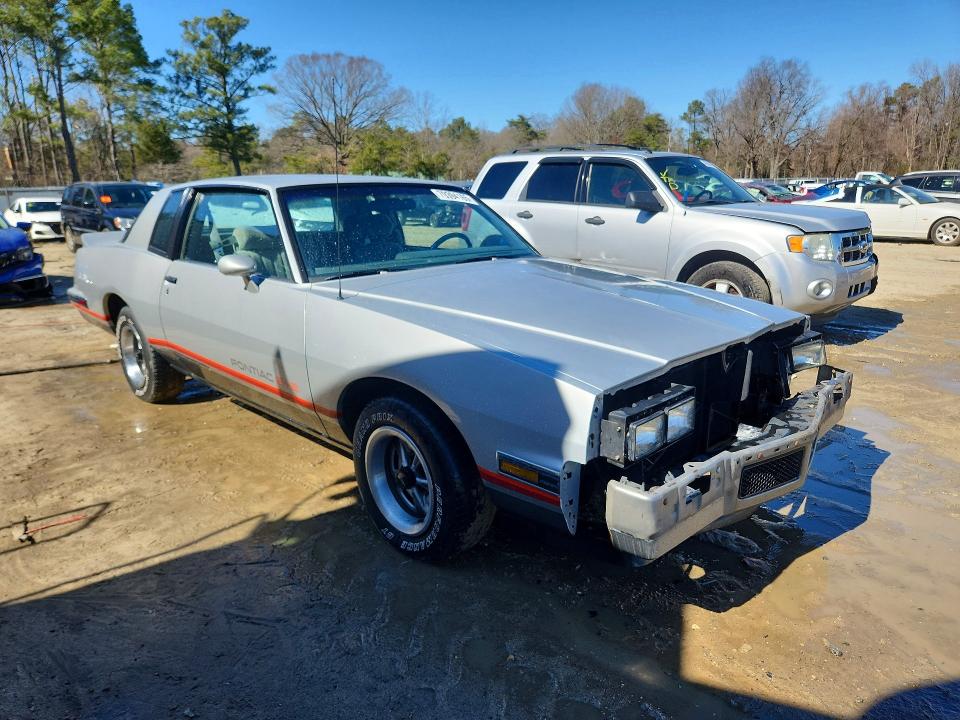 79394165 :رقم المزاد ، 2G2GJ37H1G2288116 vin ، 1986 Pontiac Grand Prix مزاد بيع