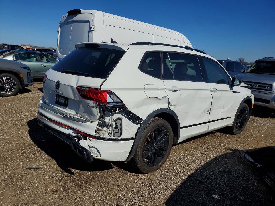 79580945 :رقم المزاد ، 3VV8B7AX5NM030165 vin ، 2022 Volkswagen Tiguan مزاد بيع