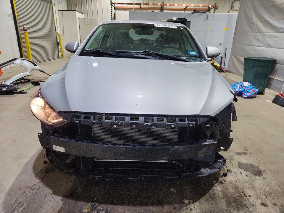 47154756 :رقم المزاد ، 5NPD84LF7JH399821 vin ، 2018 Hyundai Elantra مزاد بيع