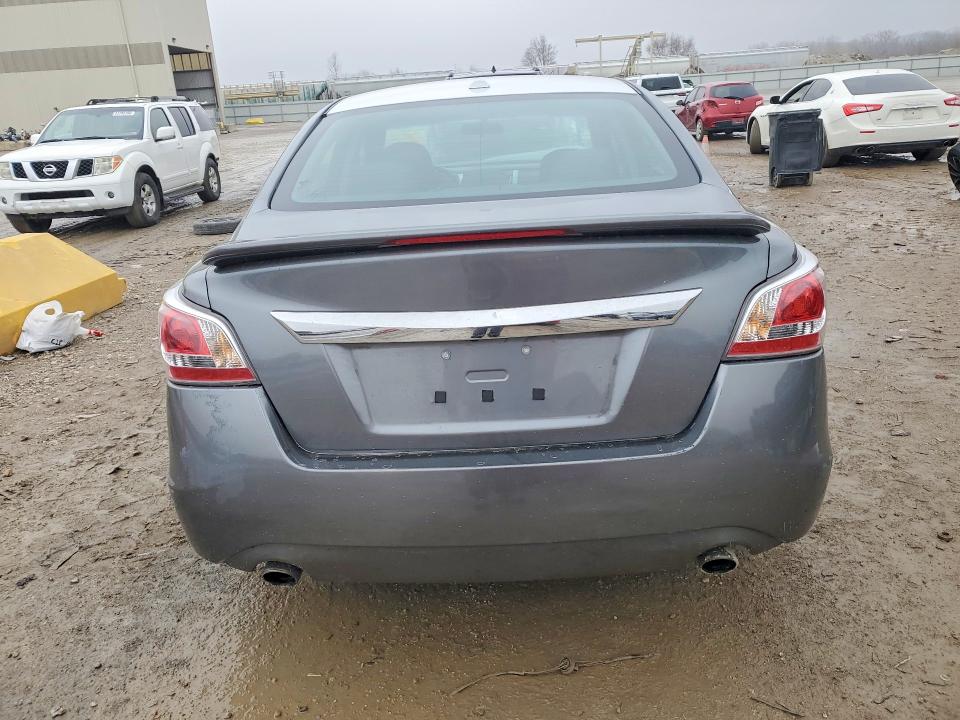 2015 Nissan Altima მანქანა იყიდება აუქციონზე, vin: 1N4AL3AP7FC595628, აუქციონის ნომერი: 79977385