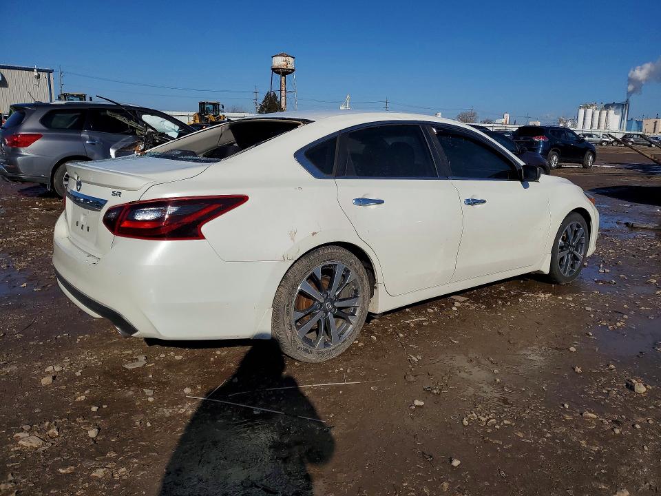 45968946 :رقم المزاد ، 1N4AL3AP5HC133443 vin ، 2017 Nissan Altima مزاد بيع