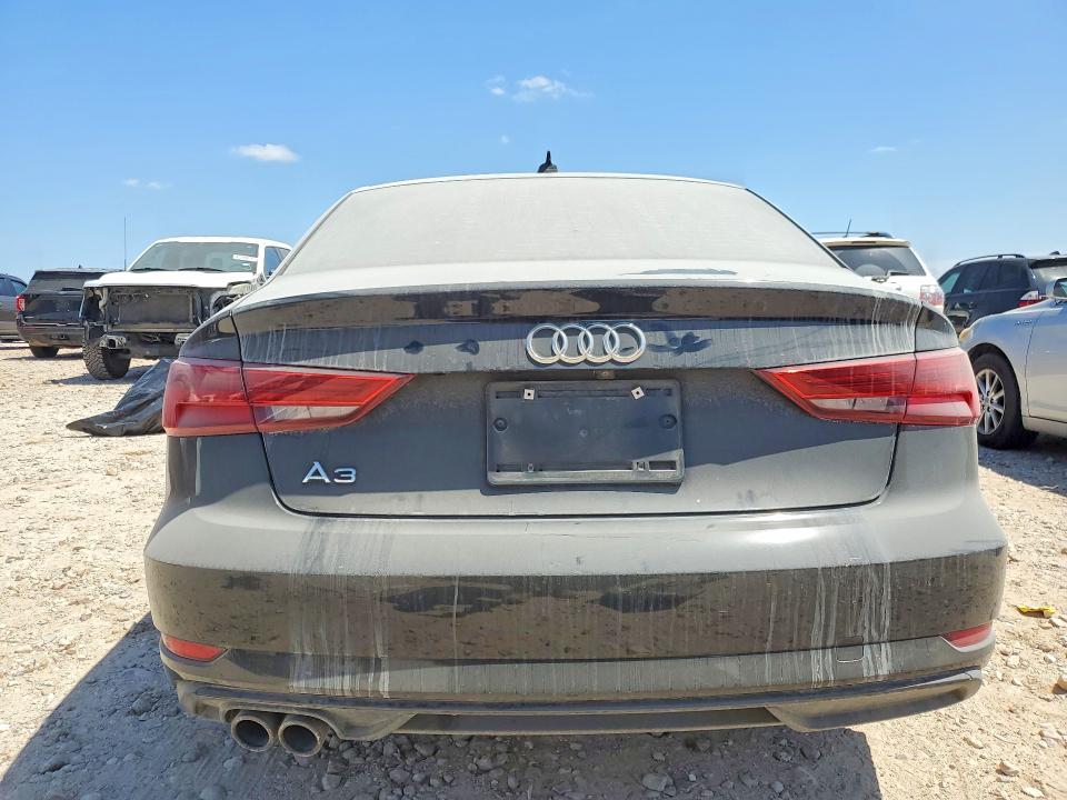 2019 Audi A3 მანქანა იყიდება აუქციონზე, vin: WAUAUGFF7KA085118, აუქციონის ნომერი: 47260526