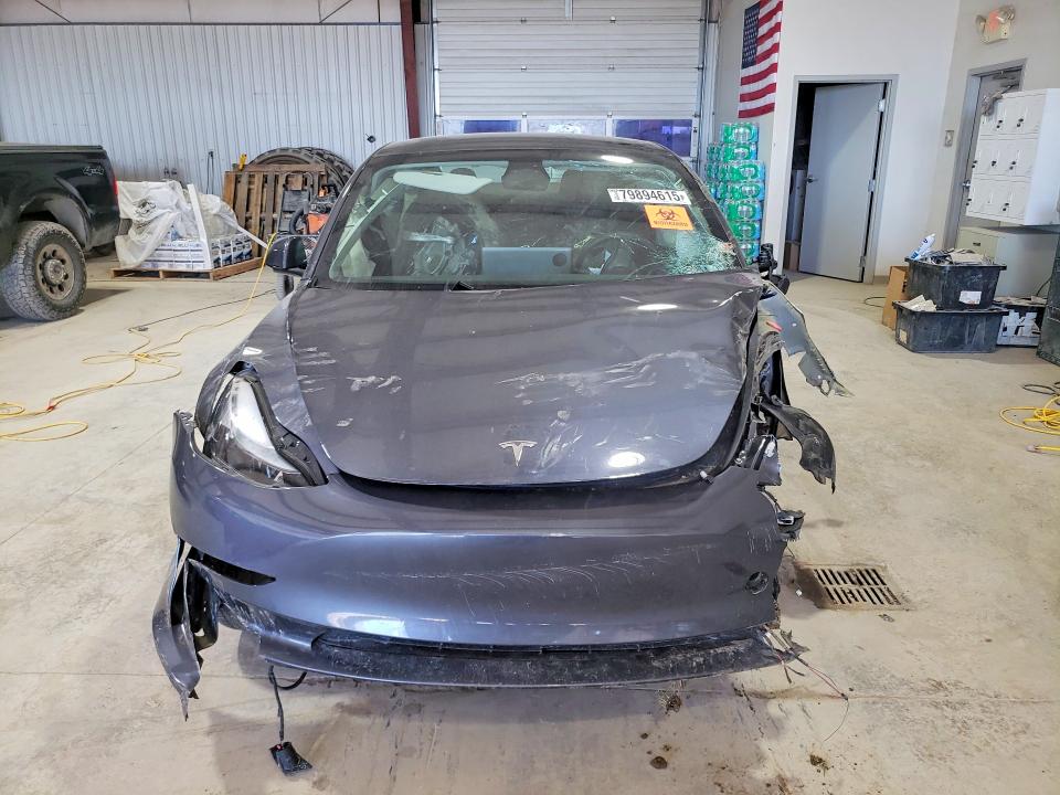 2023 Tesla Model 3 მანქანა იყიდება აუქციონზე, vin: 5YJ3E1EA4PF705739, აუქციონის ნომერი: 79894615