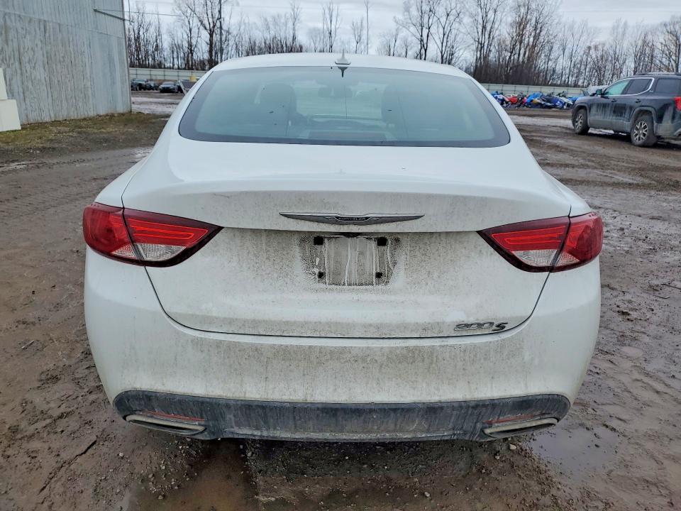 Продажа на аукционе авто 2015 Chrysler 200, vin: 1C3CCCBG4FN735578, номер лота: 79741225