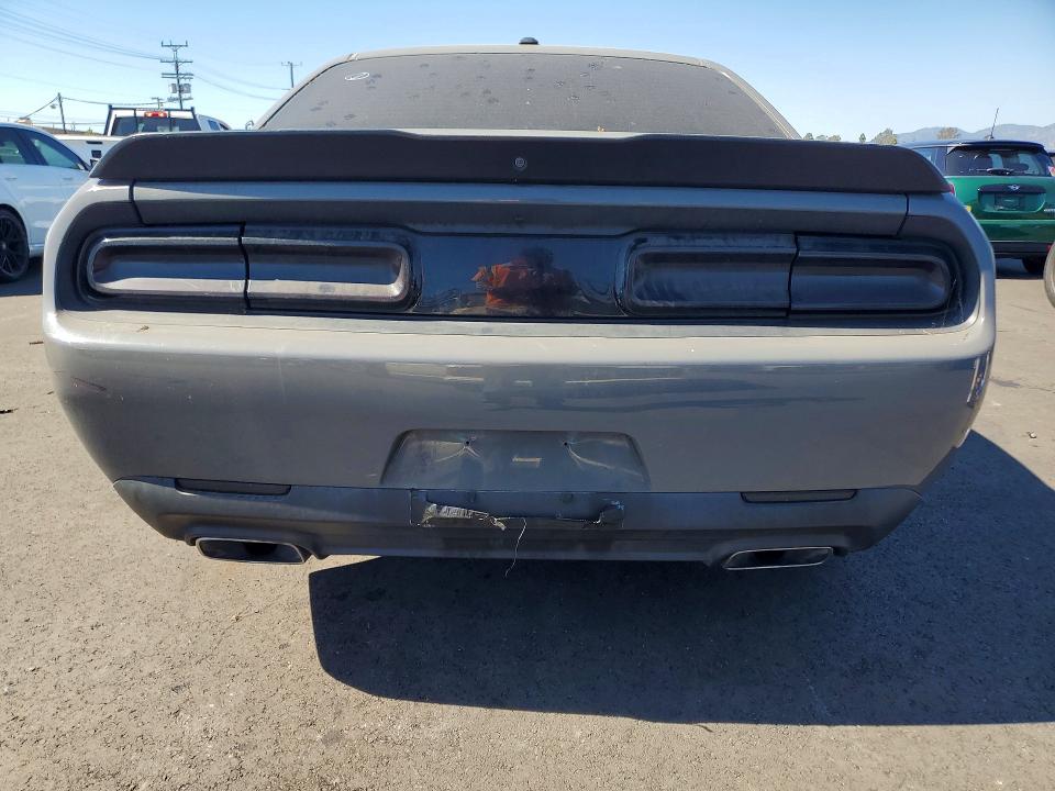 Продажа на аукционе авто 2018 Dodge Challenger, vin: 2C3CDZBT0JH246139, номер лота: 76044665