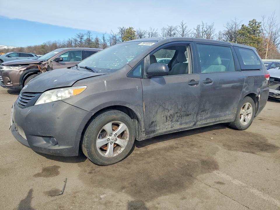 Продажа на аукционе авто 2012 Toyota Sienna, vin: 5TDKA3DC7CS012188, номер лота: 78616855