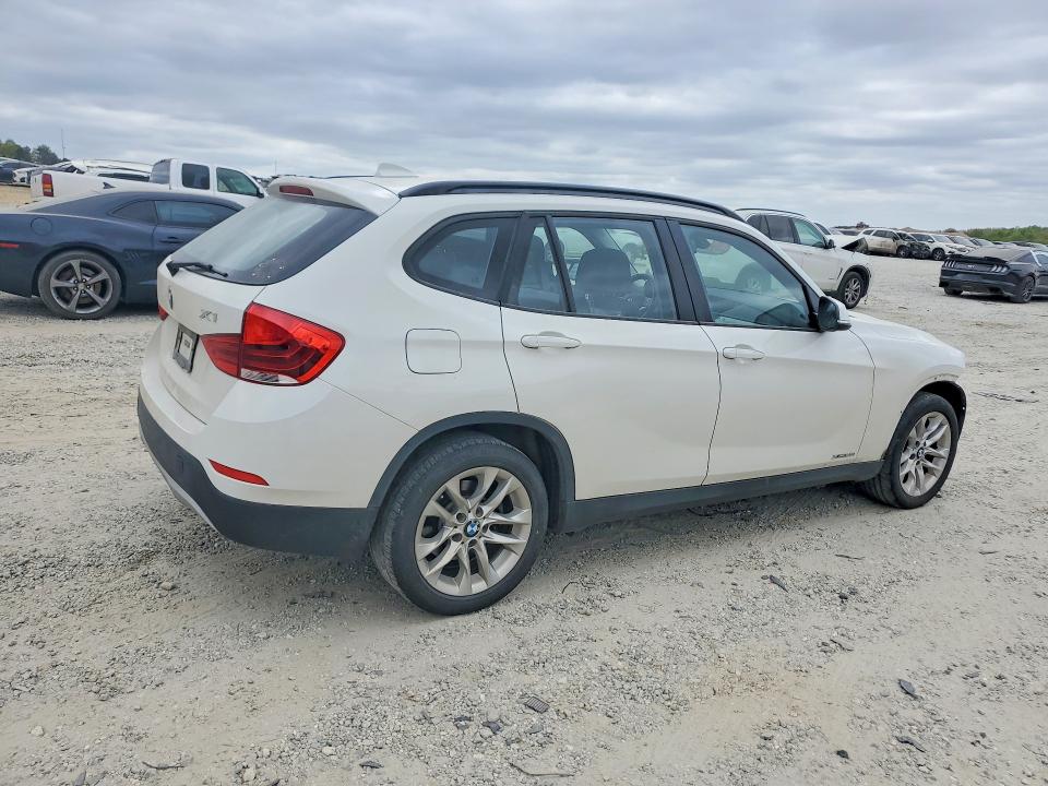 47301906 :رقم المزاد ، WBAVL1C56FVY35734 vin ، 2015 Bmw X1 مزاد بيع