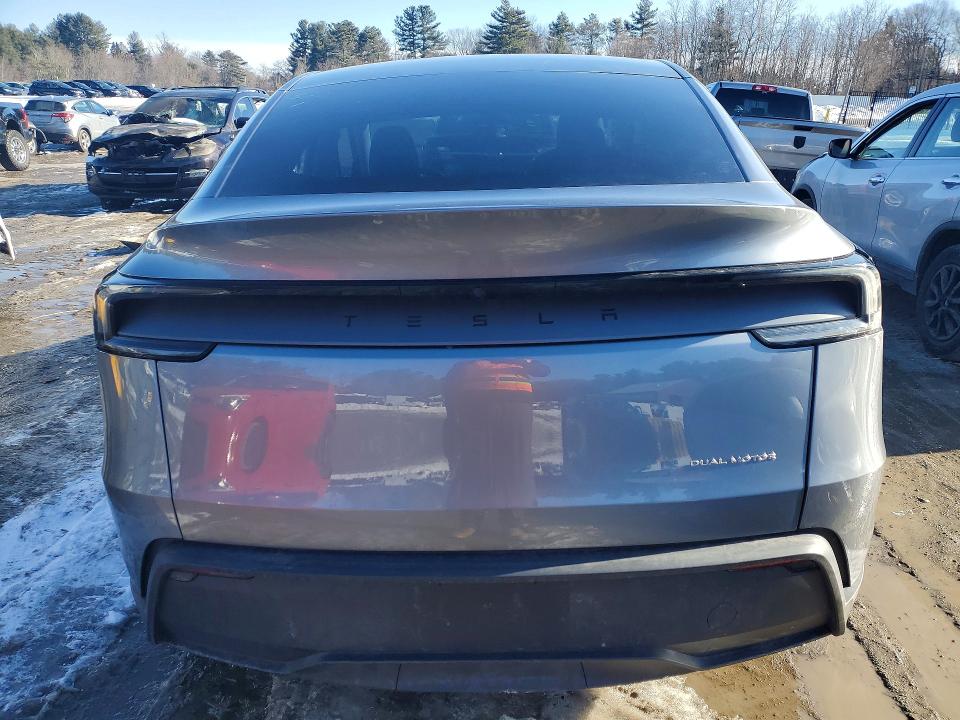 77591465 :رقم المزاد ، 7SAYGDEE4TA478678 vin ، 2026 Tesla Model Y مزاد بيع