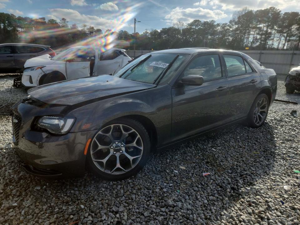 Aukcja sprzedaży 2015 Chrysler 300, vin: 2C3CCABG0FH904251, numer aukcji: 79608195