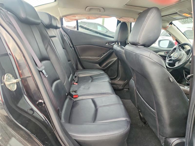 Aukcja sprzedaży 2018 Mazda 3, vin: JM1BN1V34J1159201, numer aukcji: 47737896