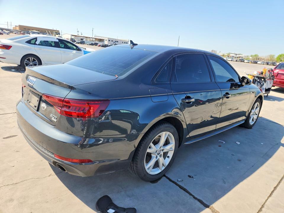 Продаж на аукціоні авто 2018 Audi A4, vin: WAUKMAF48JA233338, номер лоту: 47829636