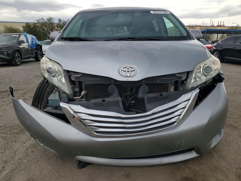 Продажа на аукционе авто 2011 Toyota Sienna, vin: 5TDYK3DC8BS061485, номер лота: 48315186