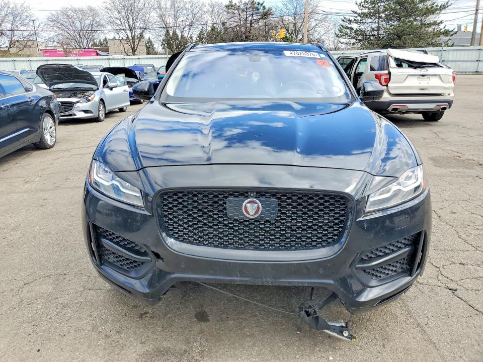 Продажа на аукционе авто 2018 Jaguar F-pace, vin: SADCL2FX4JA254024, номер лота: 47025376