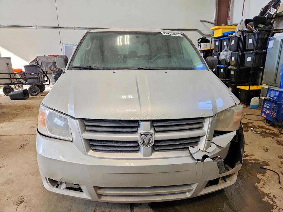 2009 Dodge Grand Caravan მანქანა იყიდება აუქციონზე, vin: 2D8HN44E89R697049, აუქციონის ნომერი: 79975665