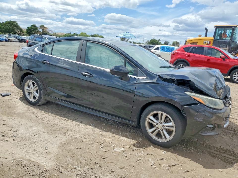 2017 Chevrolet Cruze მანქანა იყიდება აუქციონზე, vin: 1G1BE5SM9H7181375, აუქციონის ნომერი: 46835676