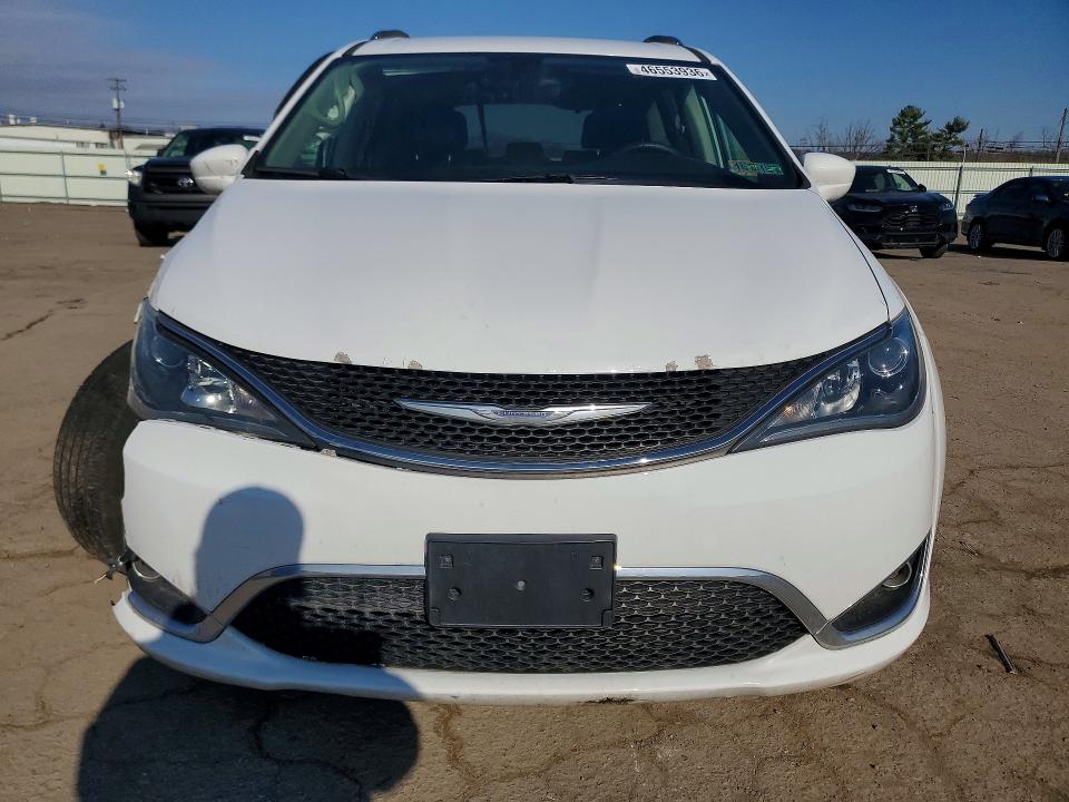 2017 Chrysler Pacifica მანქანა იყიდება აუქციონზე, vin: 2C4RC1EGXHR759668, აუქციონის ნომერი: 46553936