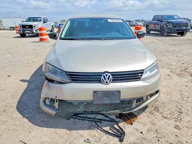 79047895 :رقم المزاد ، 3VW2K7AJ6EM326700 vin ، 2014 Volkswagen Jetta مزاد بيع