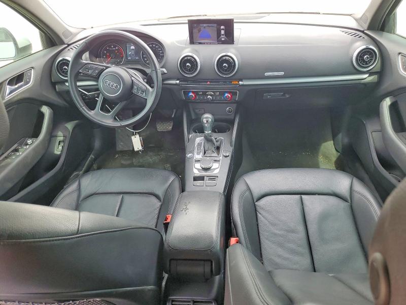 Продажа на аукционе авто 2017 Audi A3, vin: WAUAUGFF5H1072795, номер лота: 47829356