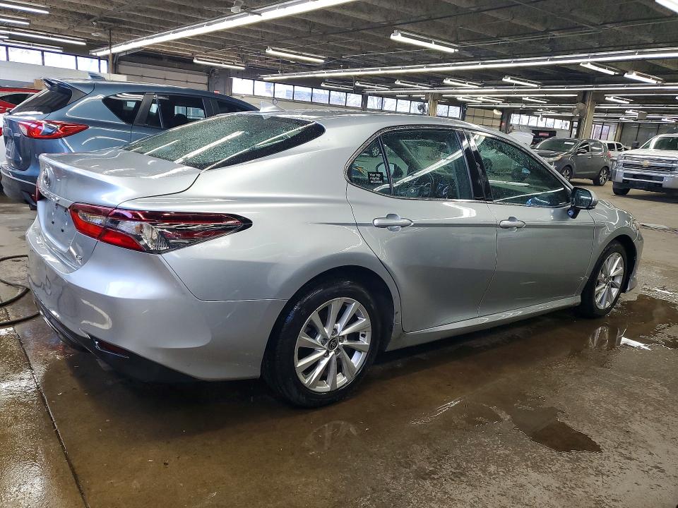 2023 Toyota Camry მანქანა იყიდება აუქციონზე, vin: 4T1C11AK7PU162044, აუქციონის ნომერი: 46320646