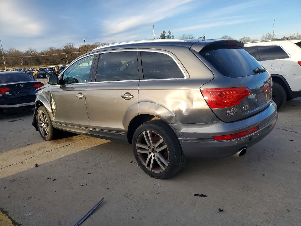 Продаж на аукціоні авто 2015 Audi Q7, vin: WA1LMAFE2FD021101, номер лоту: 42022396