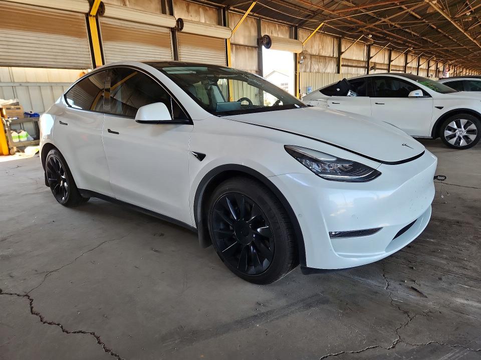 Продажа на аукционе авто 2021 Tesla Model Y, vin: 5YJYGDEE9MF215149, номер лота: 79600515