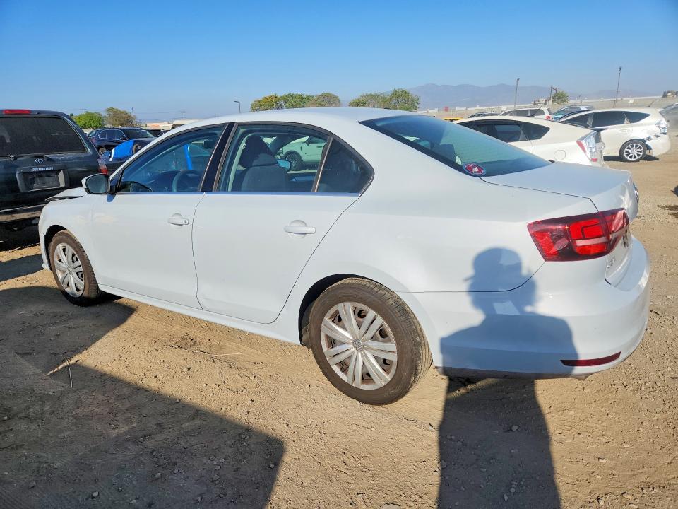 47115986 :رقم المزاد ، 3VW2B7AJ3HM401325 vin ، 2017 Volkswagen Jetta مزاد بيع