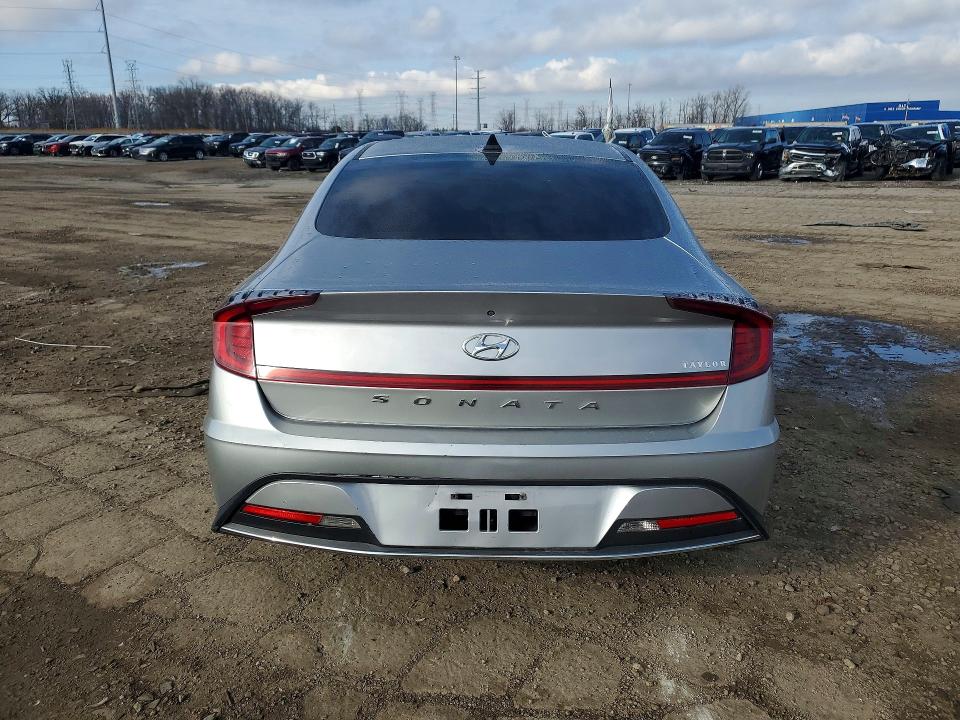 Продажа на аукционе авто 2021 Hyundai Sonata, vin: 5NPEG4JA3MH126829, номер лота: 47364196