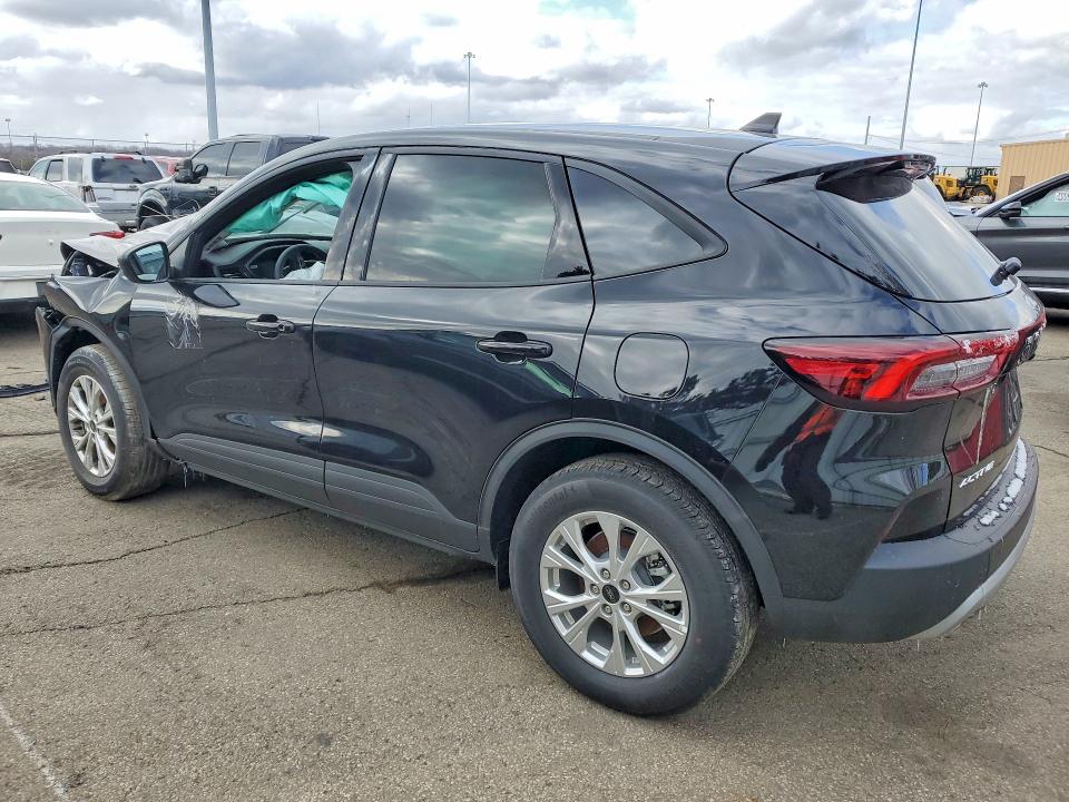 2025 Ford Escape მანქანა იყიდება აუქციონზე, vin: 1FMCU9GN9SUB68377, აუქციონის ნომერი: 46090676