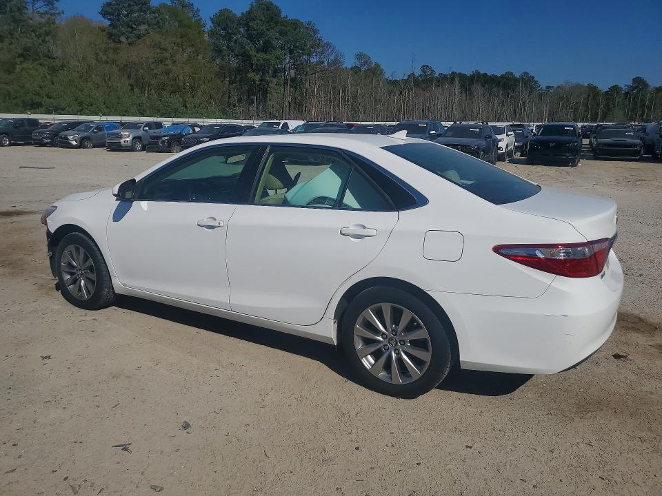 46232646 :رقم المزاد ، 4T1BF1FK9HU704591 vin ، 2017 Toyota Camry مزاد بيع