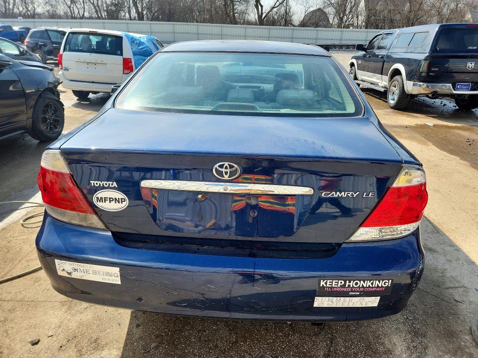 47594586 :رقم المزاد ، 4T1BE32K35U414069 vin ، 2005 Toyota Camry مزاد بيع